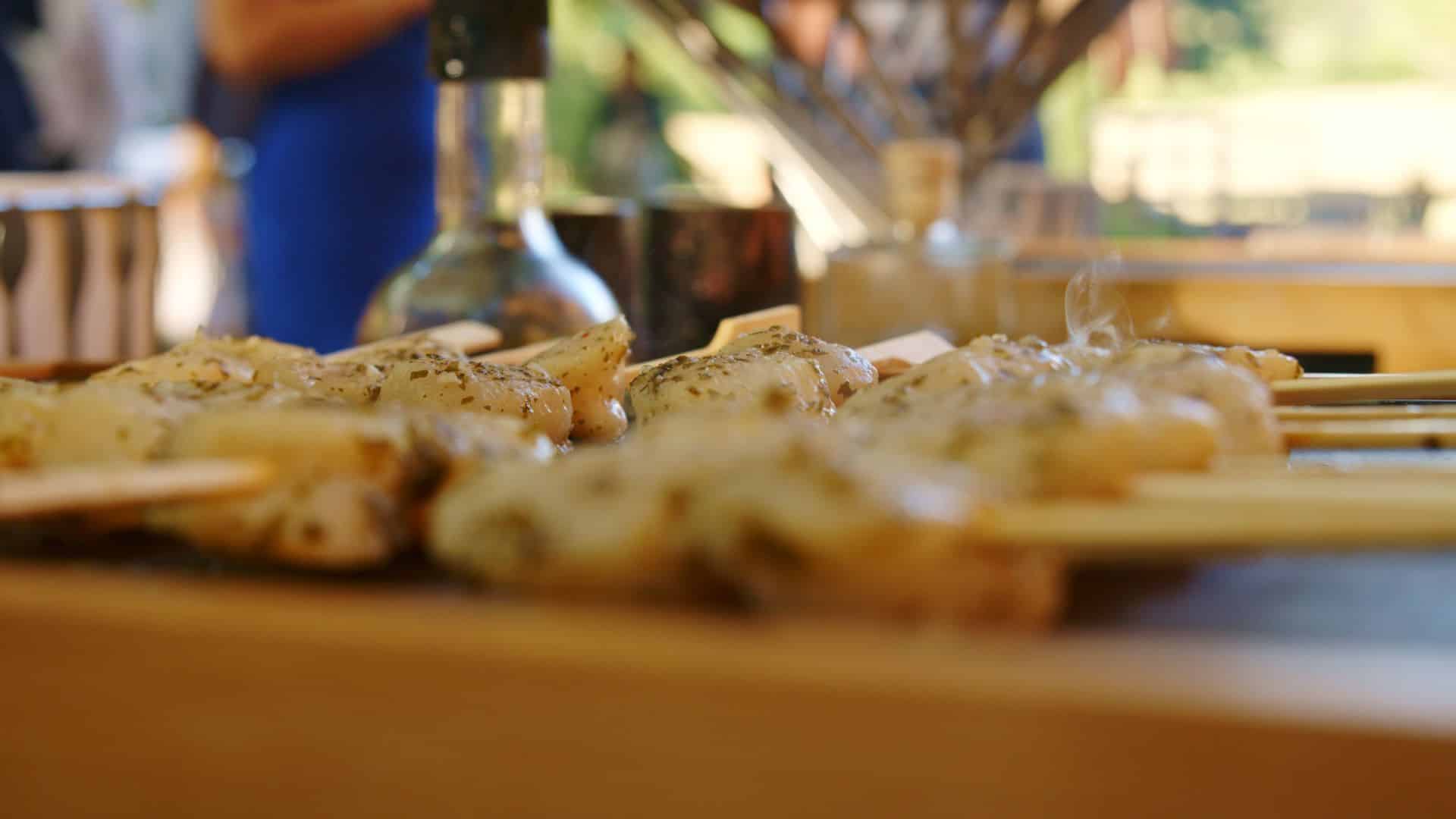 Moment convivial lors d'un événement au domaine